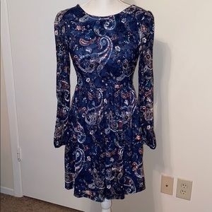 •Altar’d state size xs